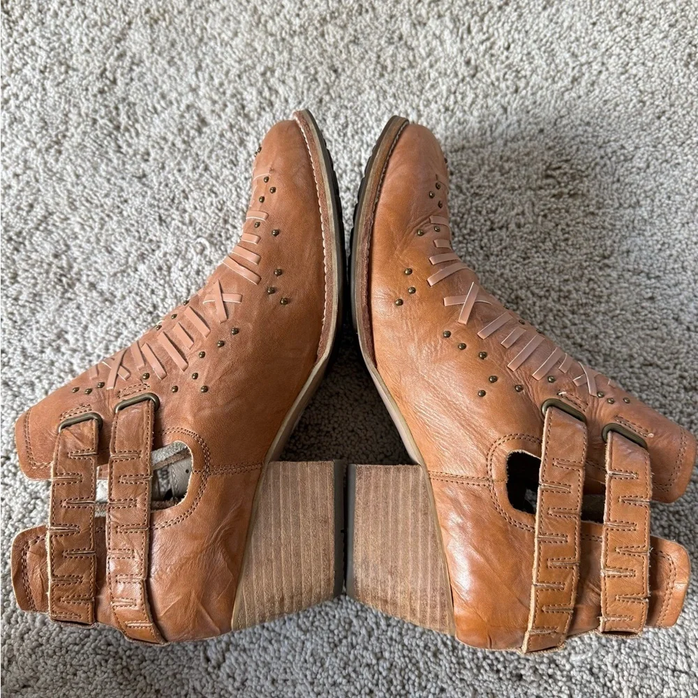 Caterpillar Women's 